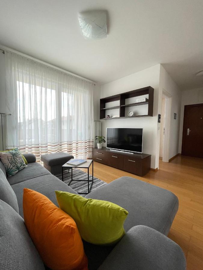 Lipa Apartment Zagreb Buitenkant foto